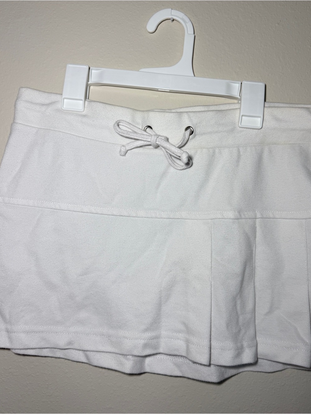 Women’s White Drawstring Skirt
